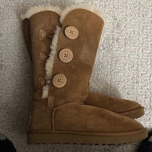 UGG Brown Shearling Winter Boots